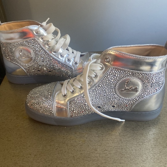 Louboutin Sneakers with crystals - Picture 4 of 5